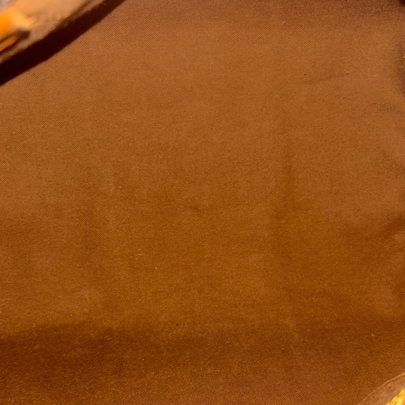 Sold - Picture 11 of 17